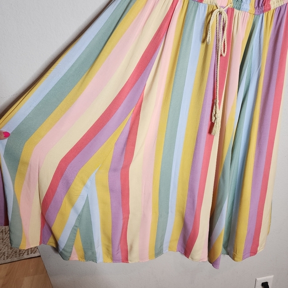 Torrid Midi Challis Off-Shoulder Dress Rainbow Stripe Stretch Size 0 Lrg pockets - Picture 13 of 16